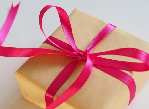 Unique Benefits Of Giving A Personalized Gift