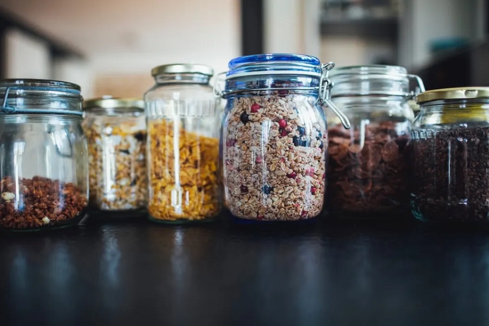 Benefits Of Storing Food In Glass Jars