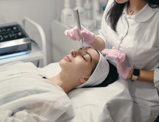 Microneedling Can Help Reduce Acne Scars And Hyperpigmentation