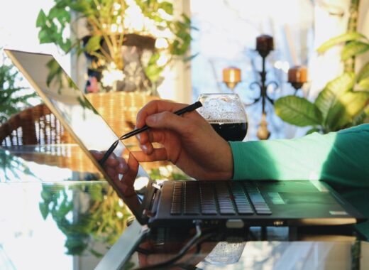 Benefits Of Using Cloud Services