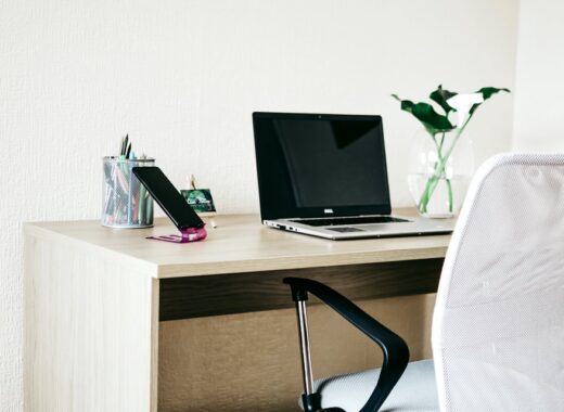 Comfortable Desk Chairs For Home Offices