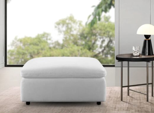 Functional And Fashionable Use Of Ottomans