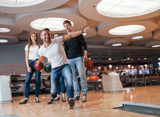 Bowling Alley Etiquette