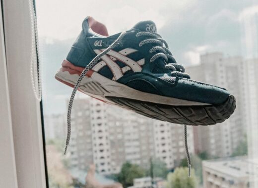 How To Identify Which Size Of Sneakers