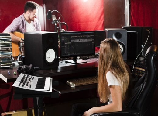 Tips For Securing A Record Deal