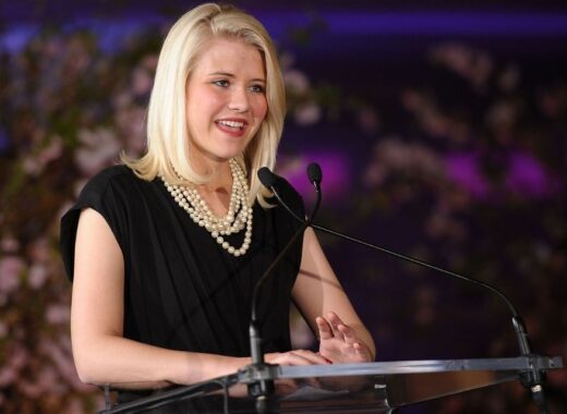 elizabeth smart net worth