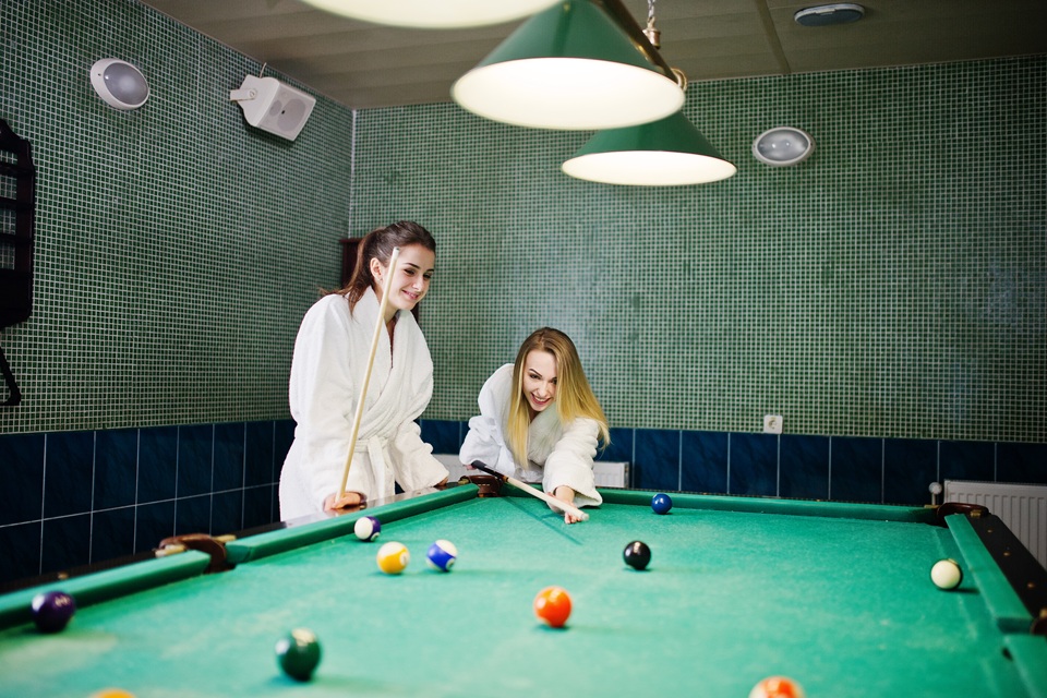 Choosing The Right Materials For Your Pool Table