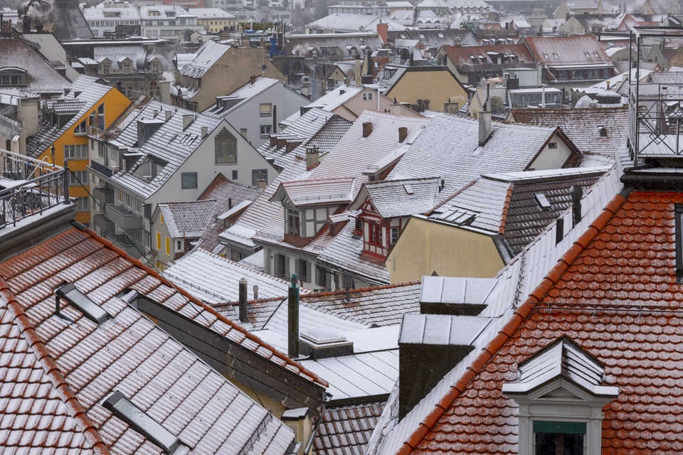 Impact Of Weather On Roof Longevity